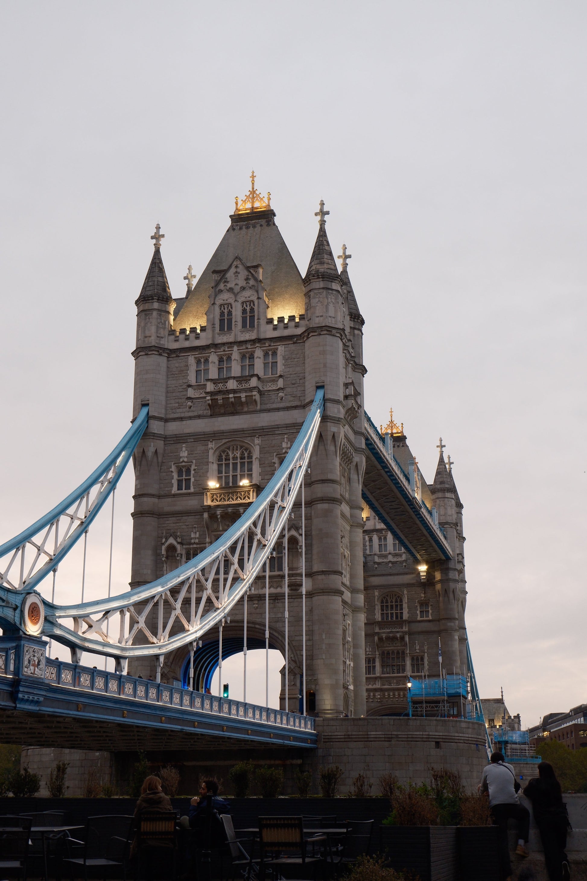 Guardian Of The Thames 2 - Art Spectrum